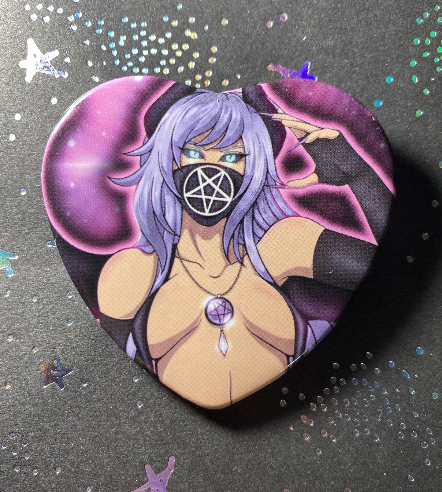 Saleyne OC 2” Heart Button